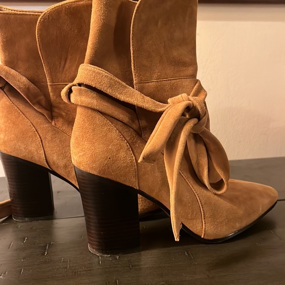 Leather Suede Booties BANANA REPUBLIC - Picture 5 of 8